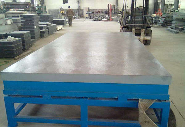 如何延長鑄鐵平臺(tái)平板使用壽命？